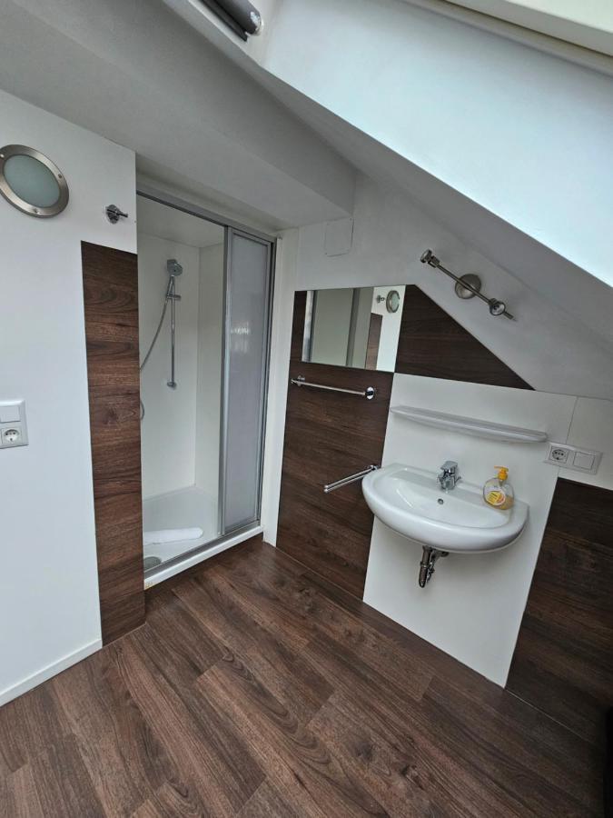 B76, Lauterach, Vorarlberg Apartments Eksteriør billede