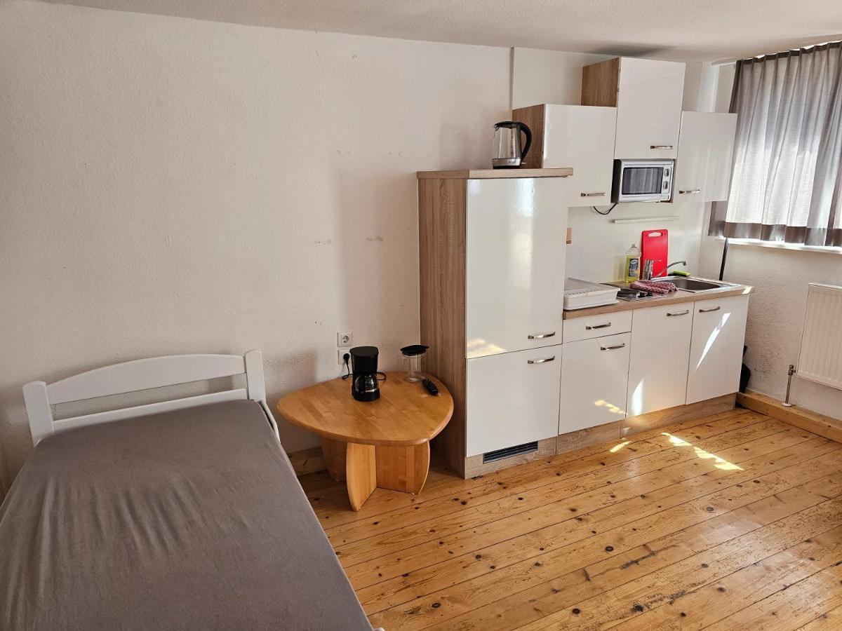 B76, Lauterach, Vorarlberg Apartments Eksteriør billede