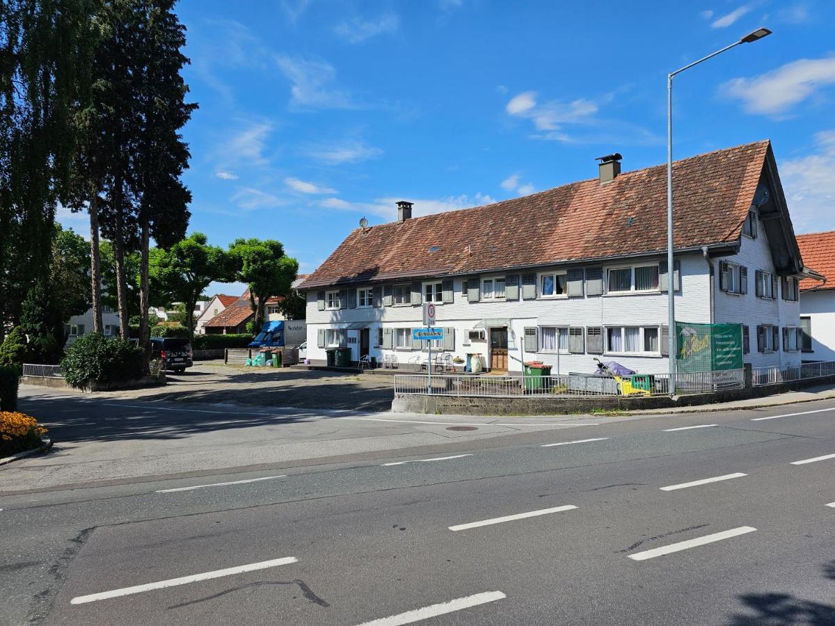 B76, Lauterach, Vorarlberg Apartments Eksteriør billede