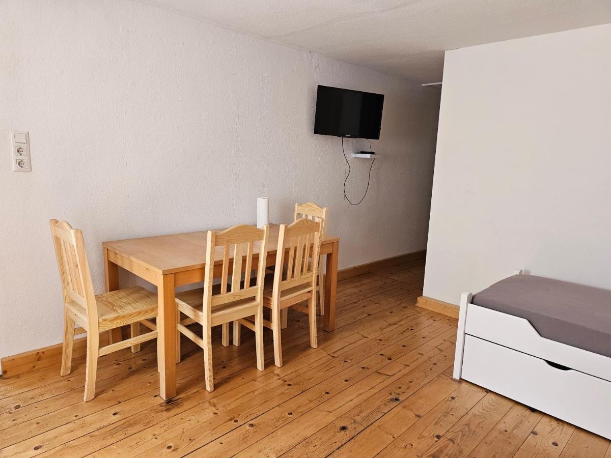 B76, Lauterach, Vorarlberg Apartments Eksteriør billede