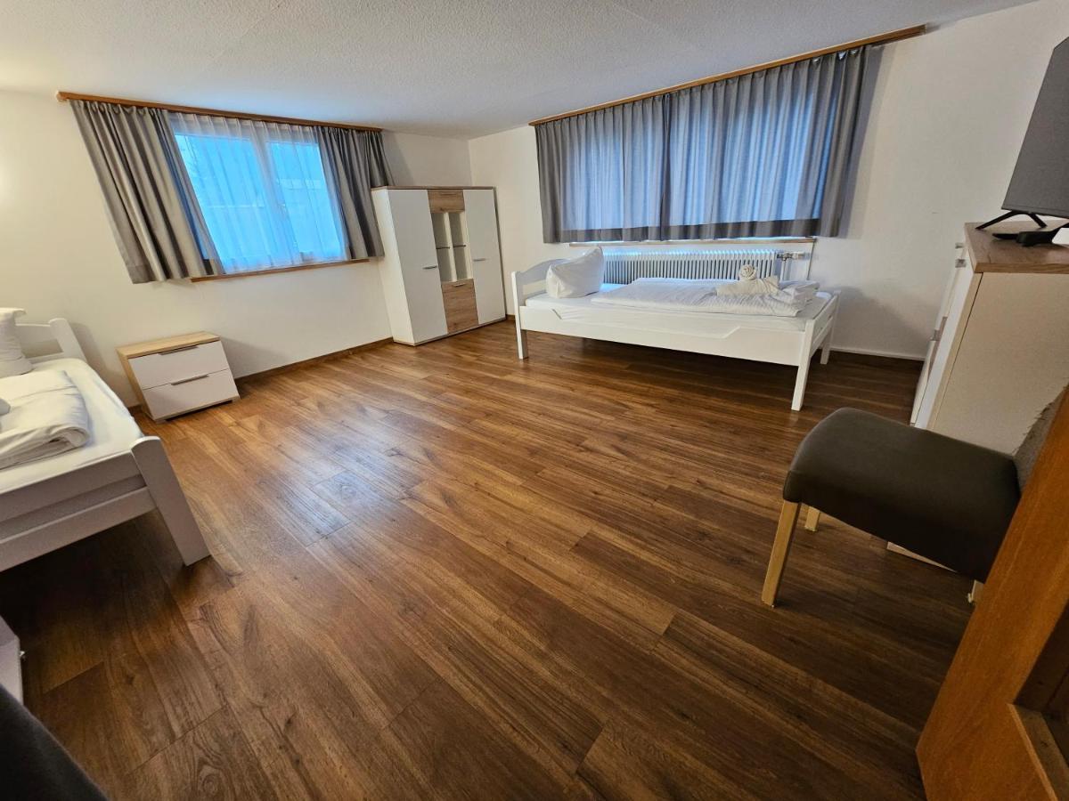 B76, Lauterach, Vorarlberg Apartments Eksteriør billede